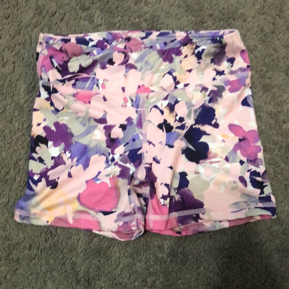 Flower booty shorts